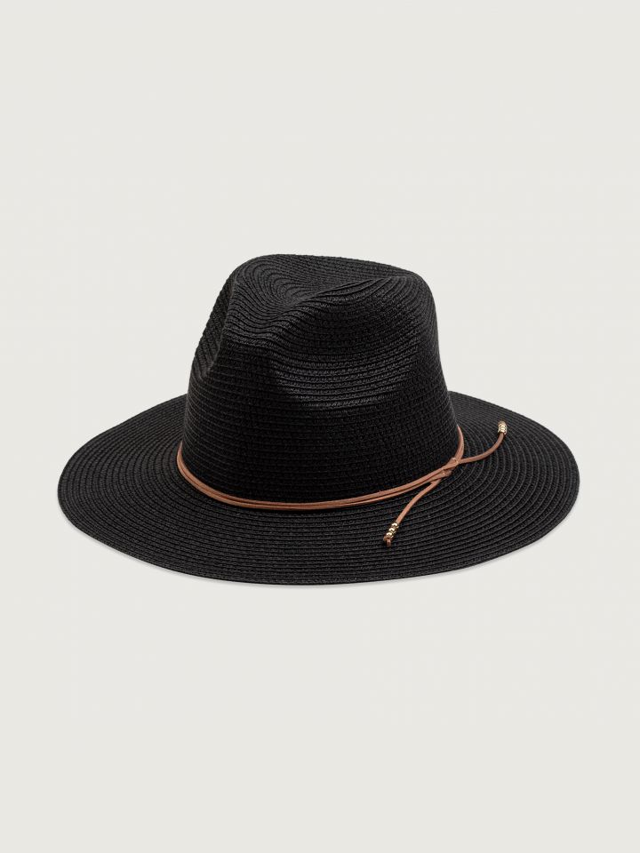 כובע רחב שוליים בצבע שחור