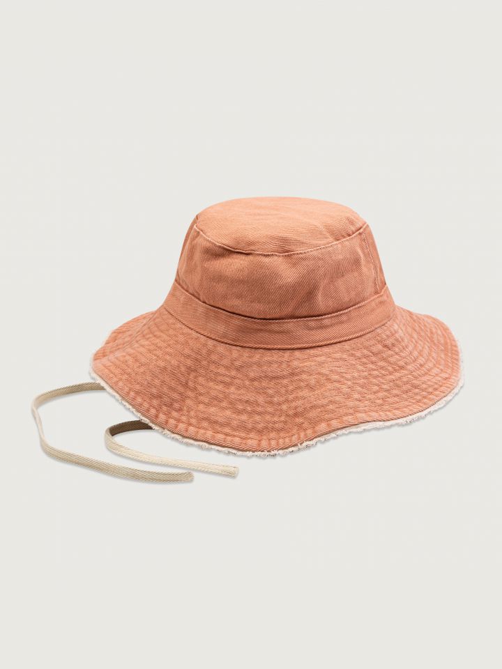 כובע באקט בצבע אפרסק